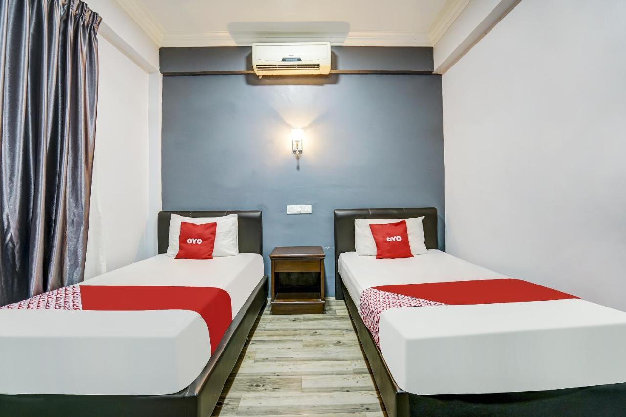 Capital O 90490 Zaques Hotel Sungai Petani Buitenkant foto
